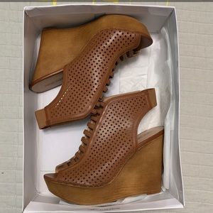 Brown Wedges, Nine West size 7.5